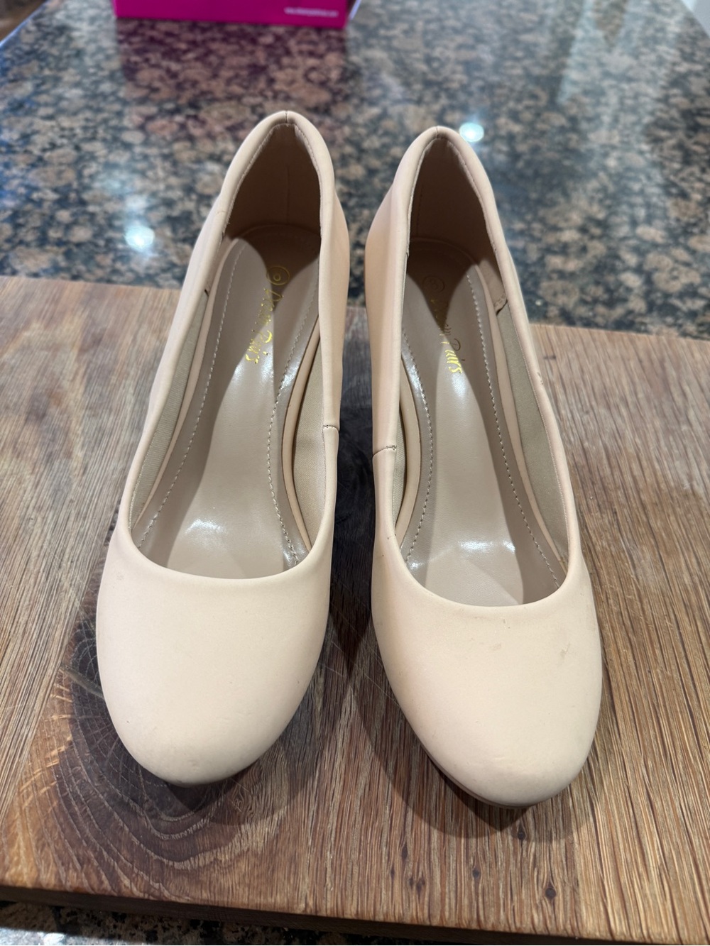 Dream Pairs Women's Round-Toe Pumps in Beige